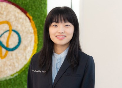 smiling Dr. Jenny Hong